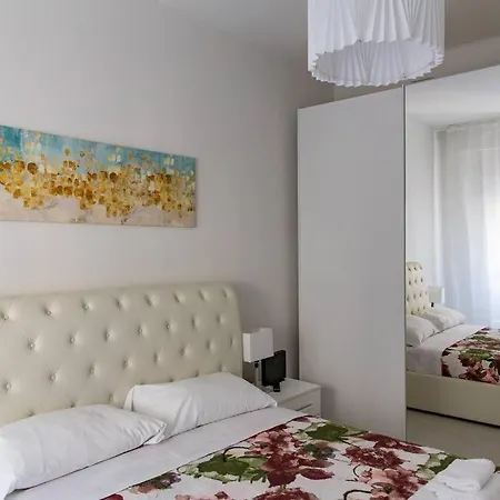 Modern Near Ponte Vecchio. * 피렌체