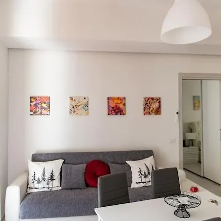 Appartement Modern Near Ponte Vecchio. *